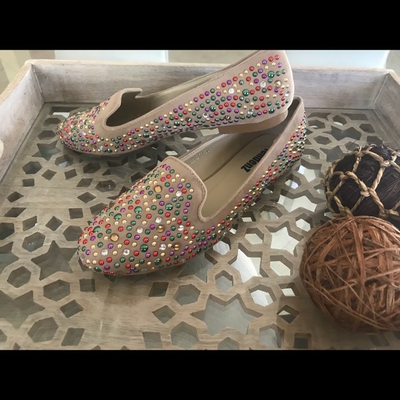 Flats - Picture 4 of 6